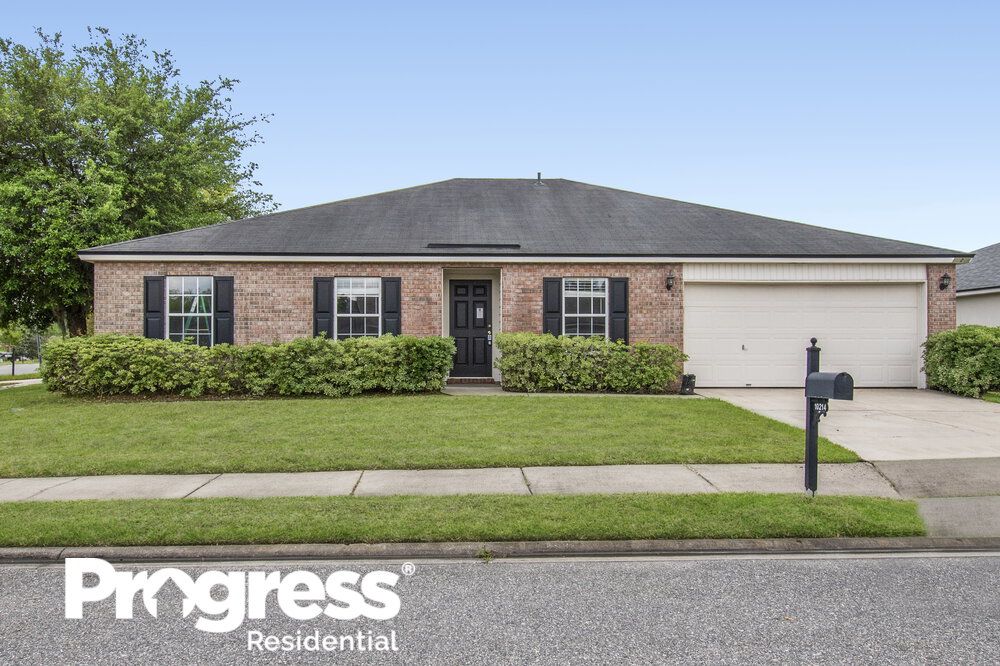 10214 Driftwood Hills Dr, Jacksonville, FL 32221