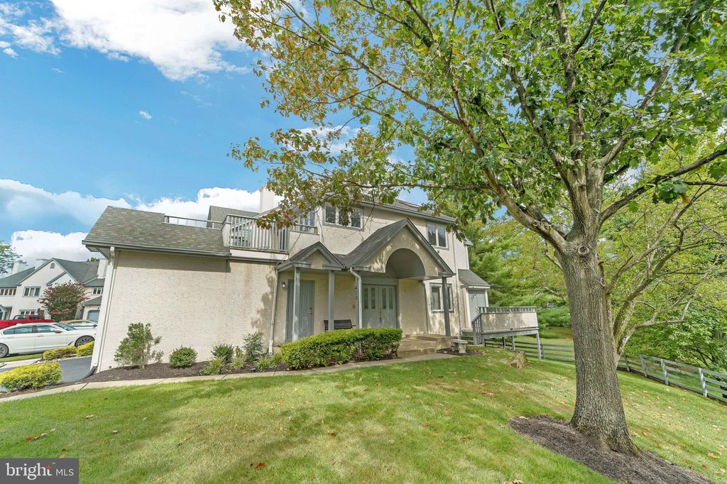 406 Chanticleer, Cherry Hill, NJ 08003