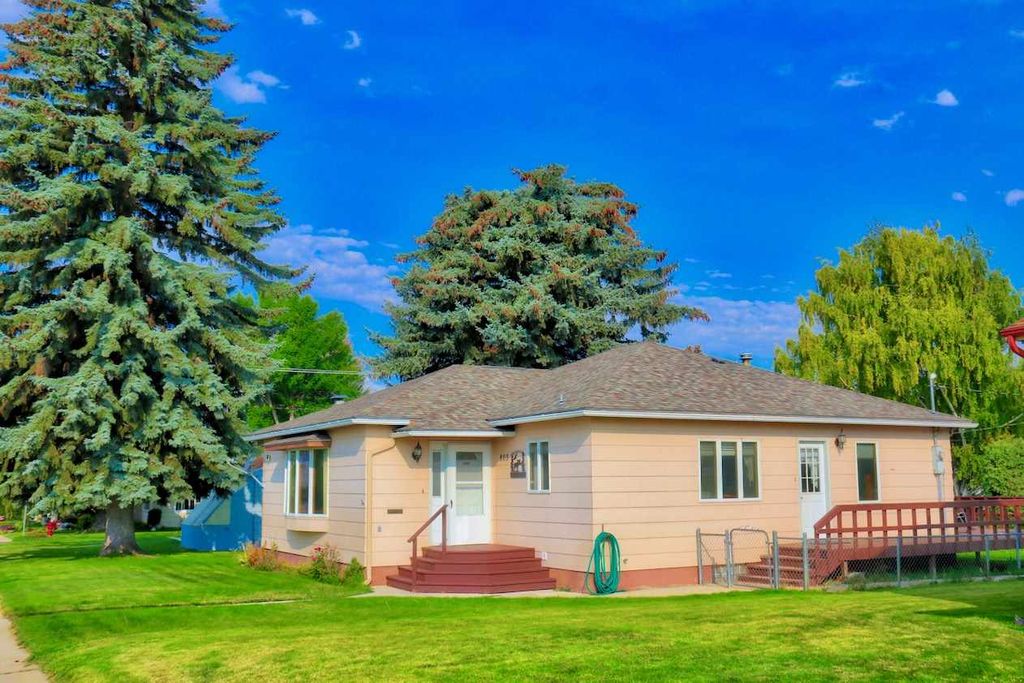 803 Pennsylvania Ave, Deer Lodge, MT 59722 Trulia