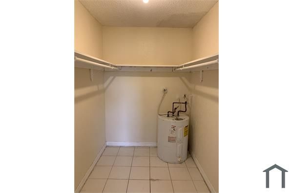 505 NW 177th St #205, Miami, FL 33169
