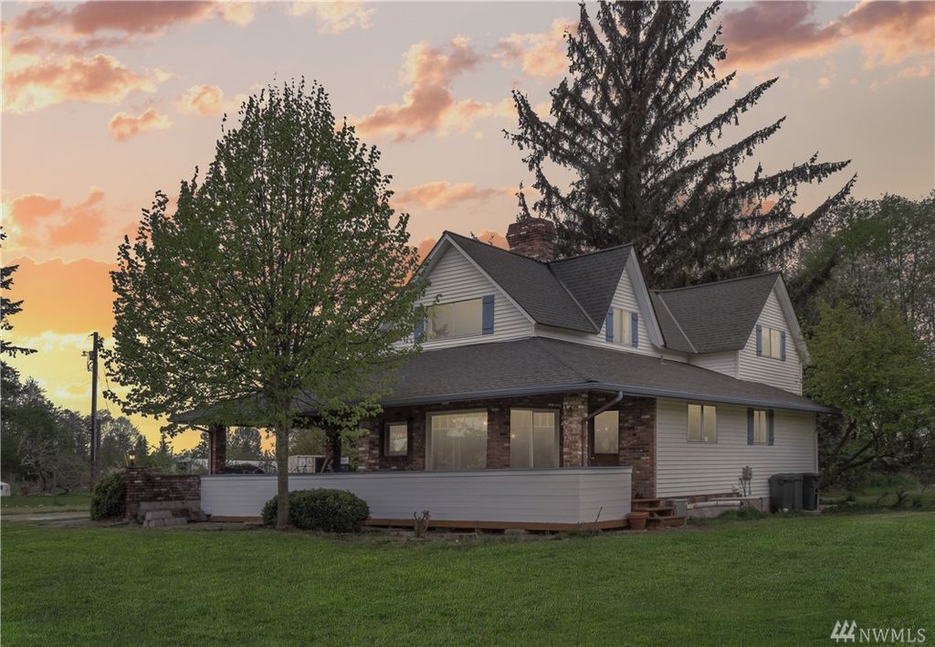 19747 County Line Rd, Stanwood, WA 98292