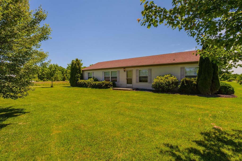 610 Francis Rd, Felicity, OH 3 Bed, 2 Bath SingleFamily Home 26