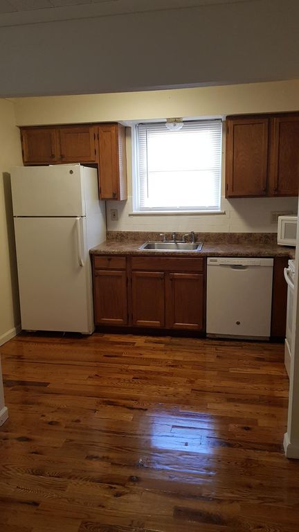 332 Blake St #B6, New Haven, CT 06515