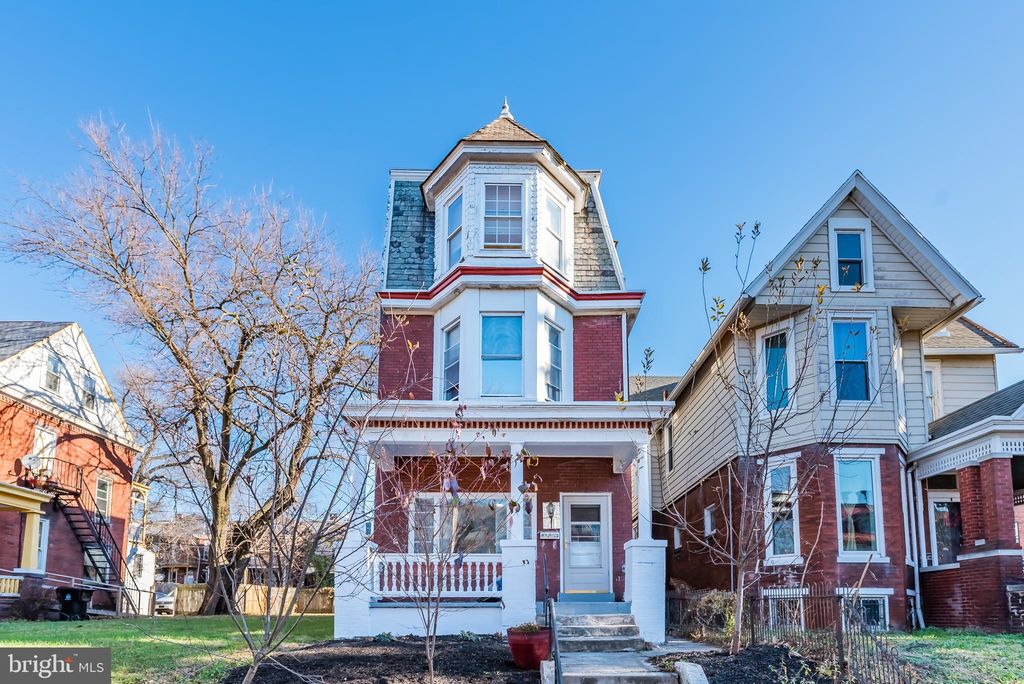 2211 N 3rd St, Harrisburg, PA 17110