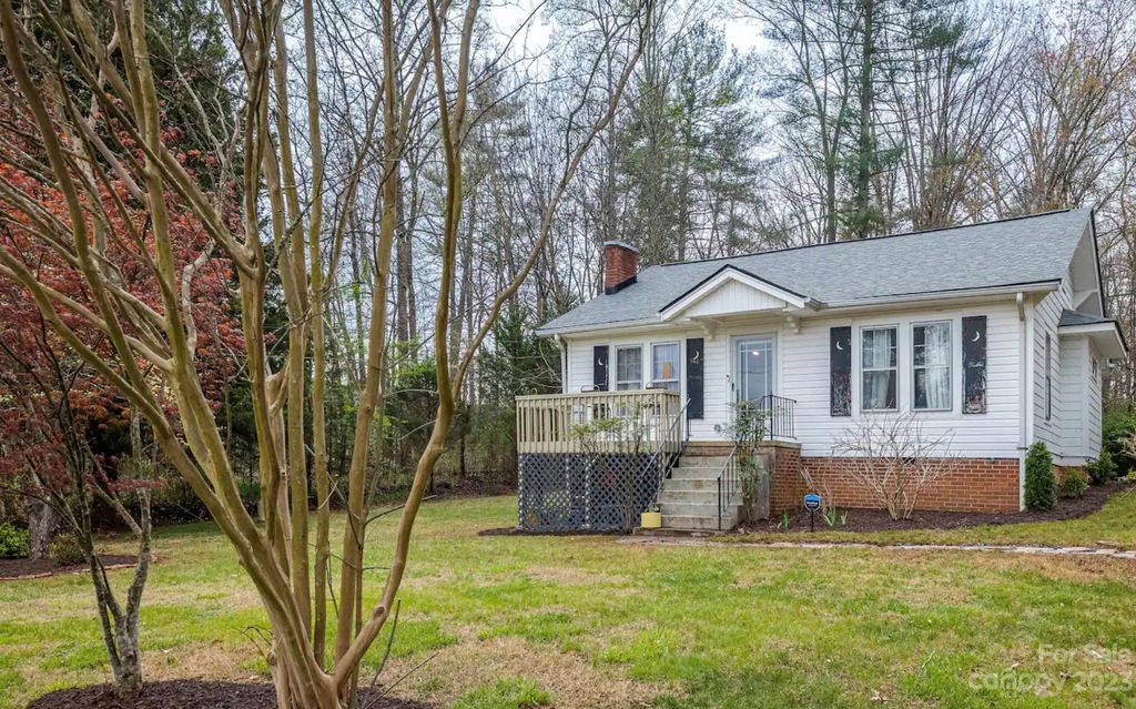 948 E Union St, NC 28655 Trulia