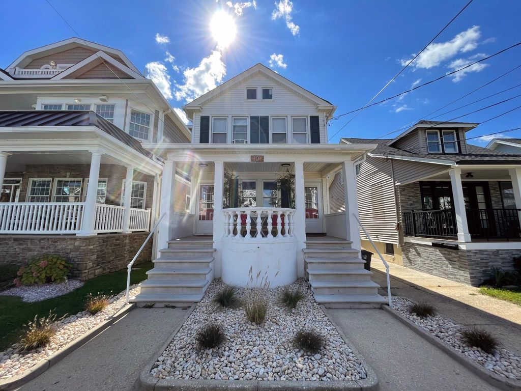 101 13th Ave #C, Belmar, NJ 07719