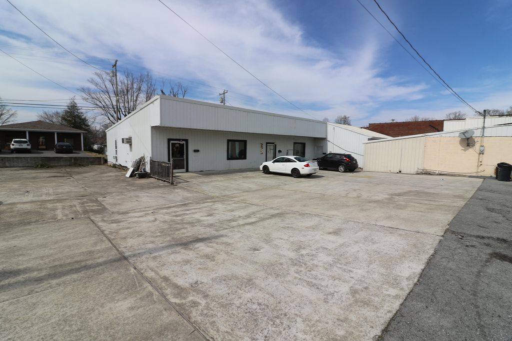 Main St, Oneida, TN 37841 Trulia