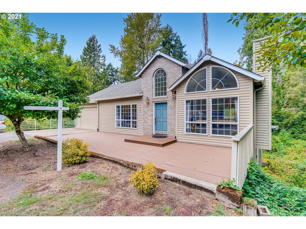 5329 SW Baird St, Portland, OR 97219