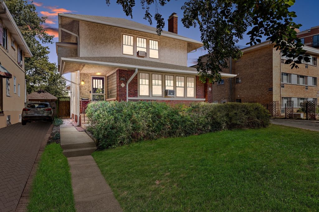 1416 W Juneway Ter, Chicago, IL 60626