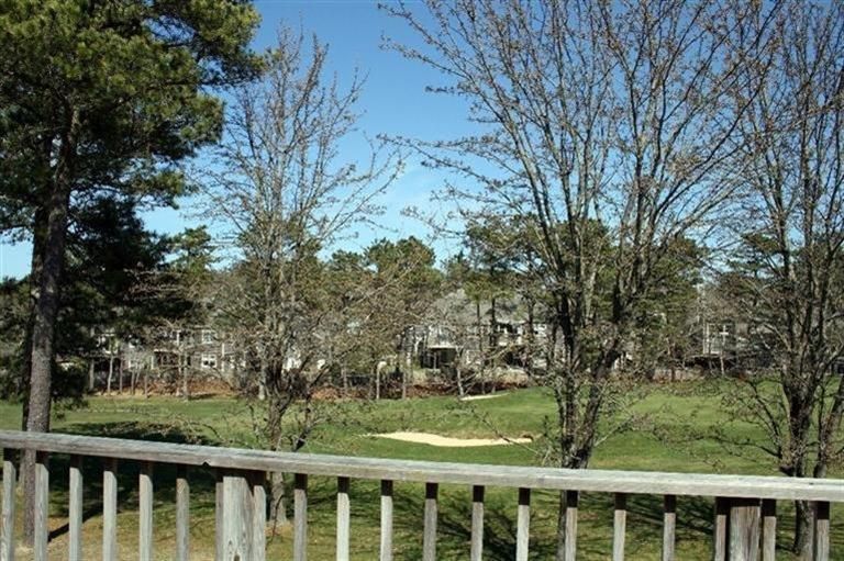 10 Pine Reach #10, Yarmouthport, MA 02675