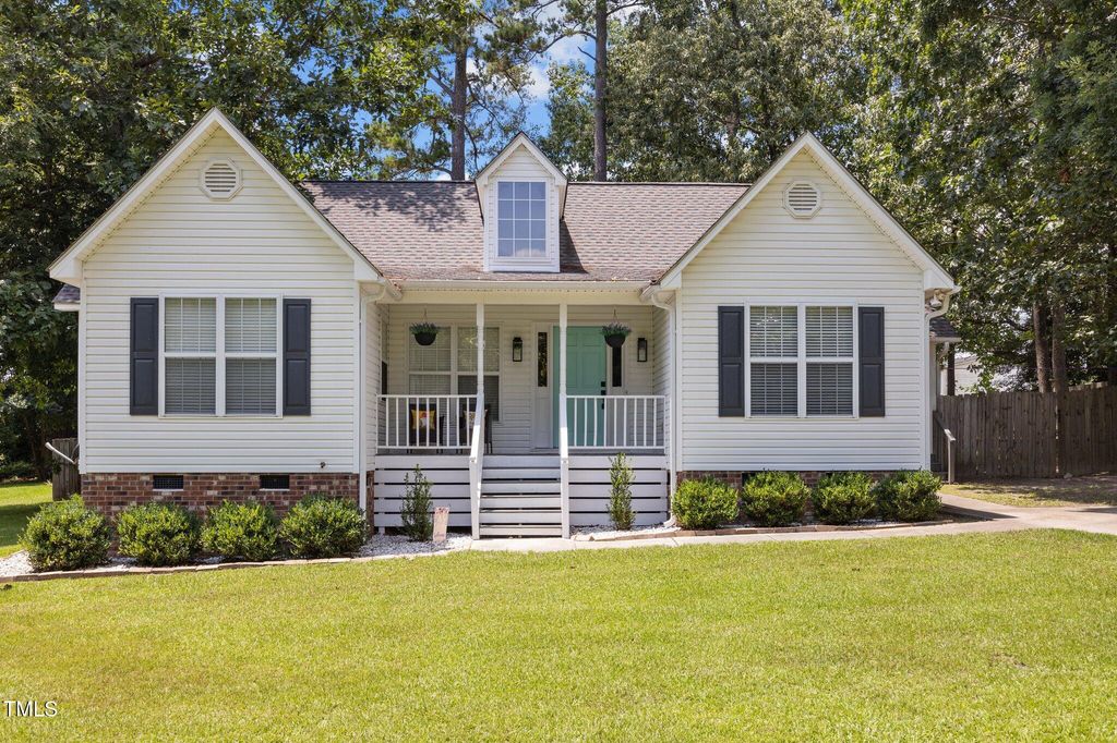 304 Indigo Pl, Garner, NC 27529
