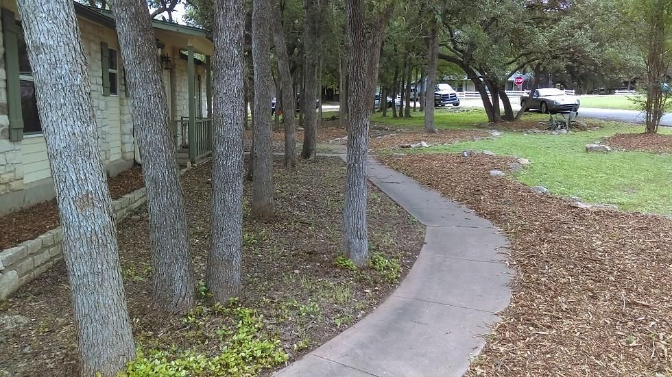 307 Smokey Rock Ln, Buda, TX 3 Bed, 2 Bath SingleFamily