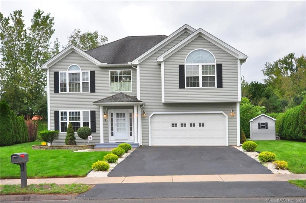 43 Rachel Dr, Rocky Hill, CT 06067