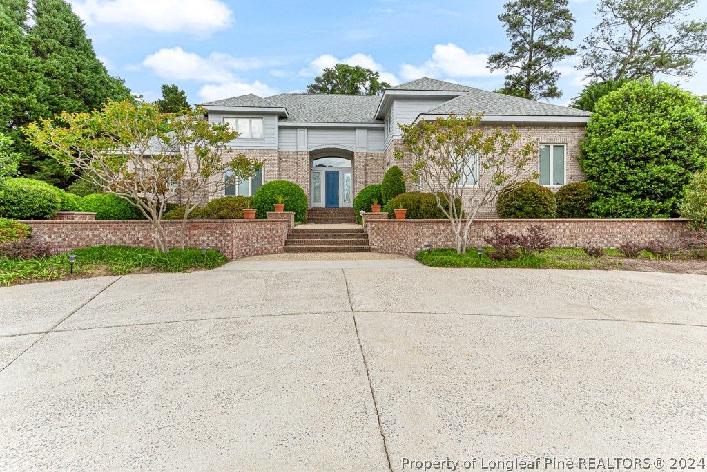 171 S Churchill Dr, Fayetteville, NC 28303 SingleFamily Home for Sale