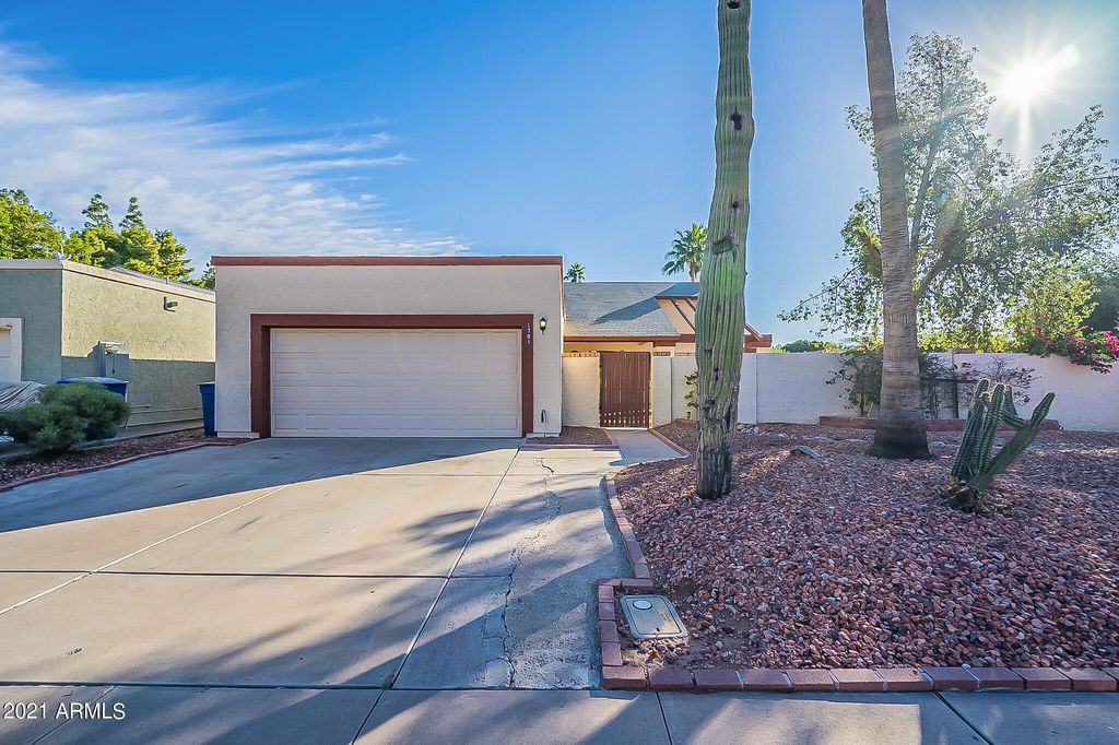 1701 N Pleasant Dr, Chandler, AZ 85225