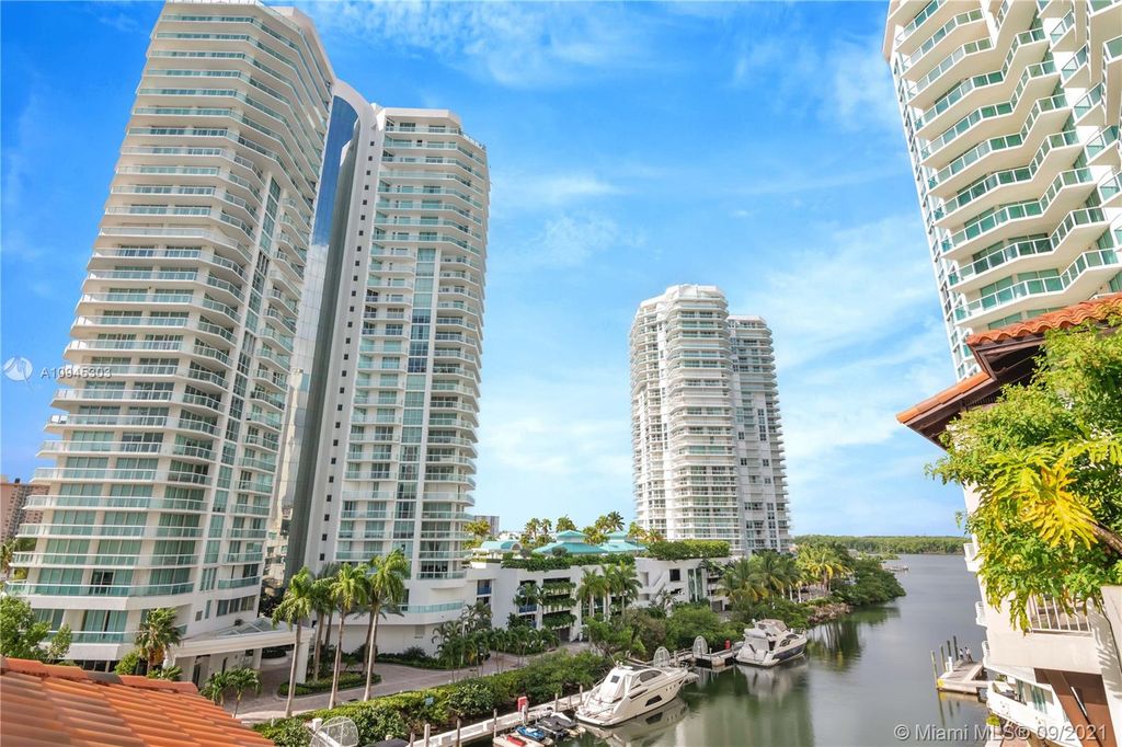 150 Sunny Isles Blvd #1-504, Sunny Isles Beach, FL 33160