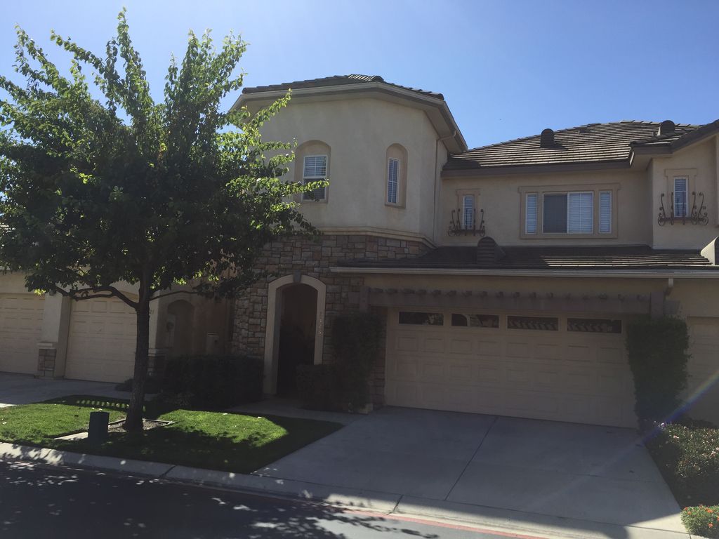 2323 Westbury Way, Santa Maria, CA 93455