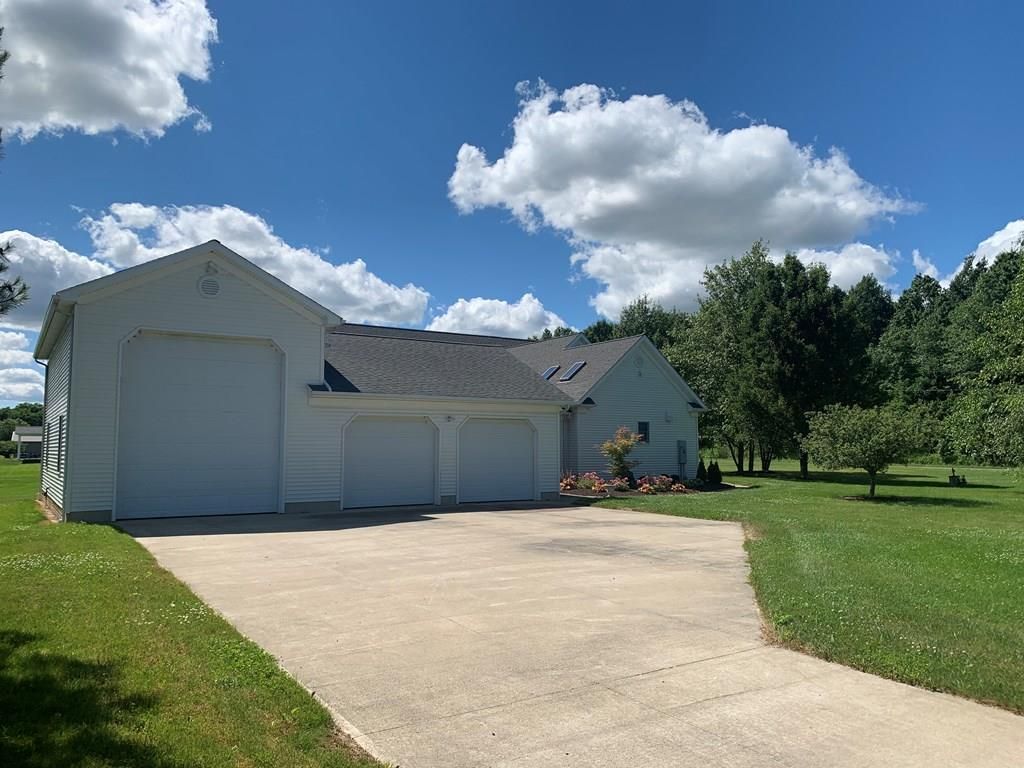 1084 Township Road 353, Polk, OH 44866 Trulia