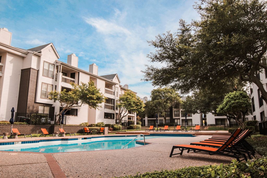 1720 John West Rd, Dallas, TX 75228