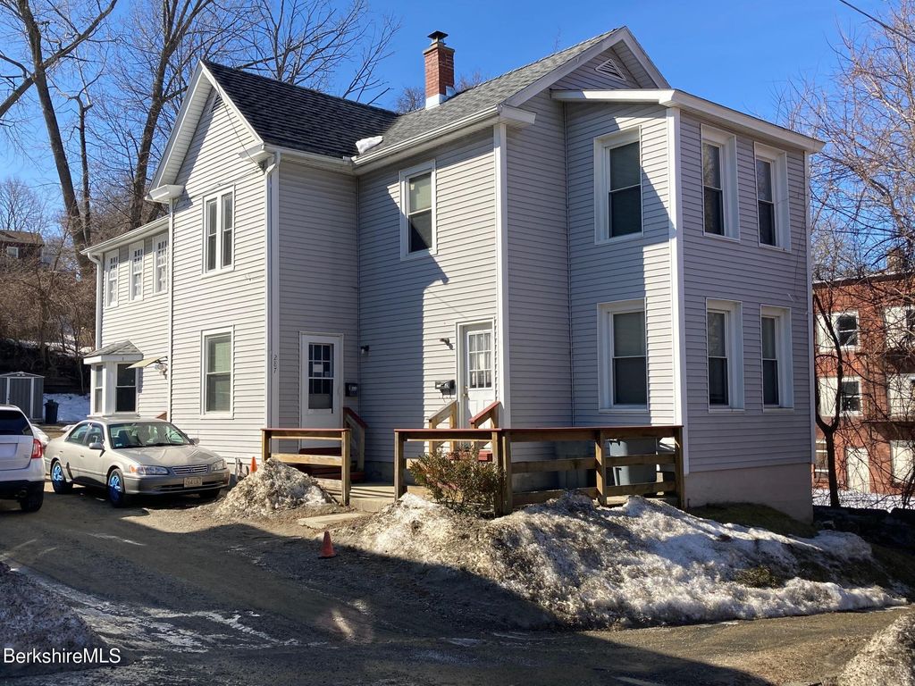 287 Columbus Ave, Pittsfield, MA 01201 Trulia