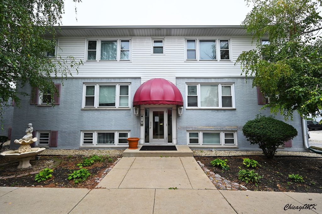 9425 Kelvin Ln #3146, Schiller Park, IL 60176