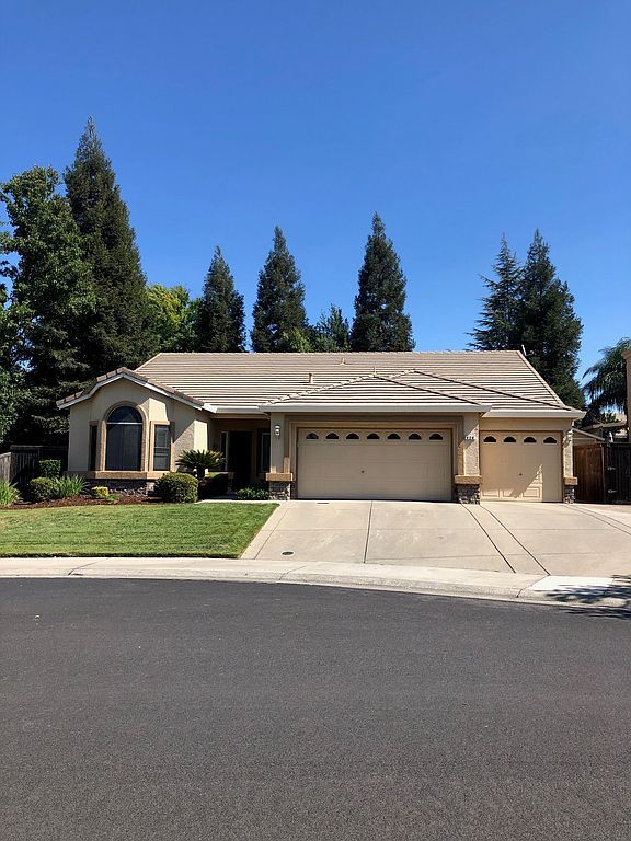420 Caldarella Cir, Roseville, CA 95678