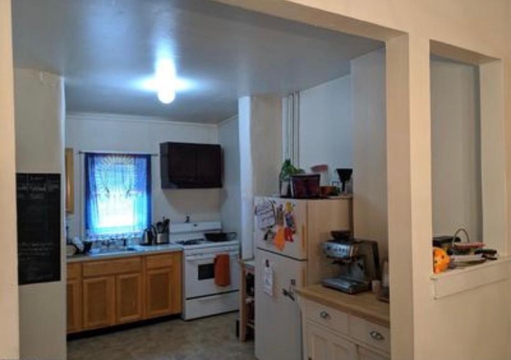 253 Mercer St #1, Trenton, NJ 08611