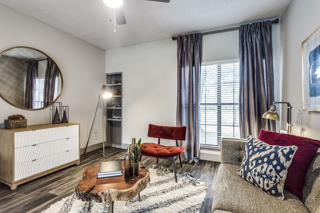10201 N Macarthur Blvd, Irving, TX 75063