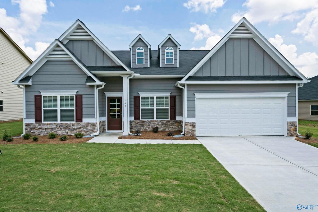 The Avery Hill Place Ln, Athens, AL 35611
