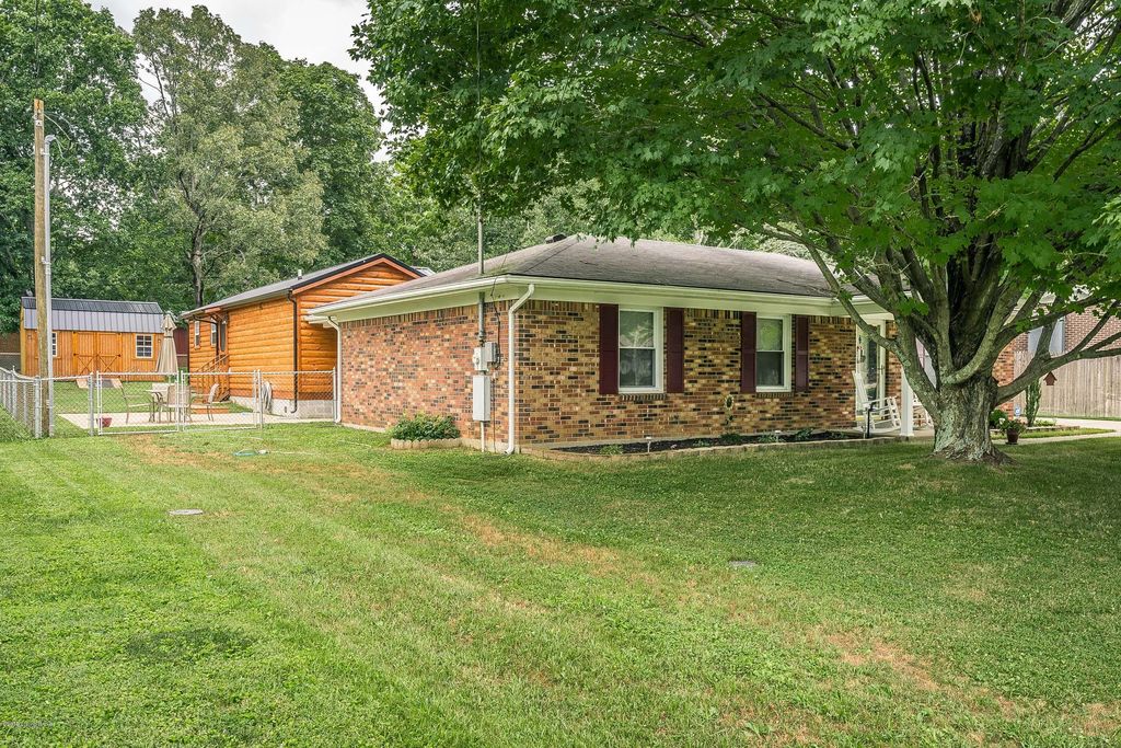 348 Lynnwood Dr, Mt Washington, KY 40047 Trulia
