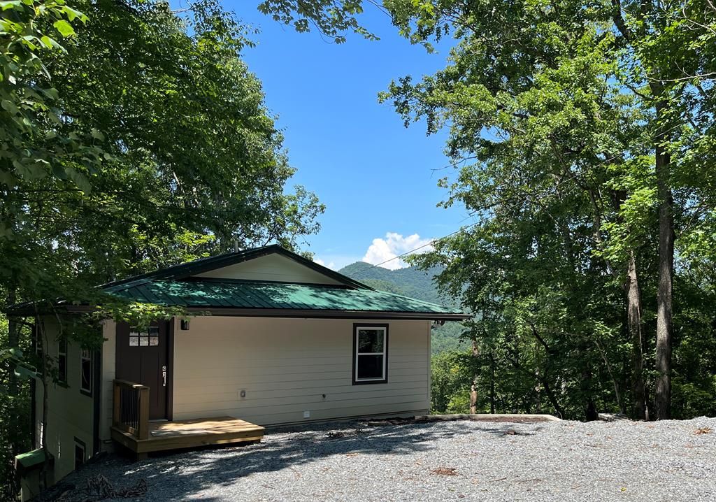 181 Grooms Dr, Robbinsville, NC 28771 MLS 26027109 Trulia