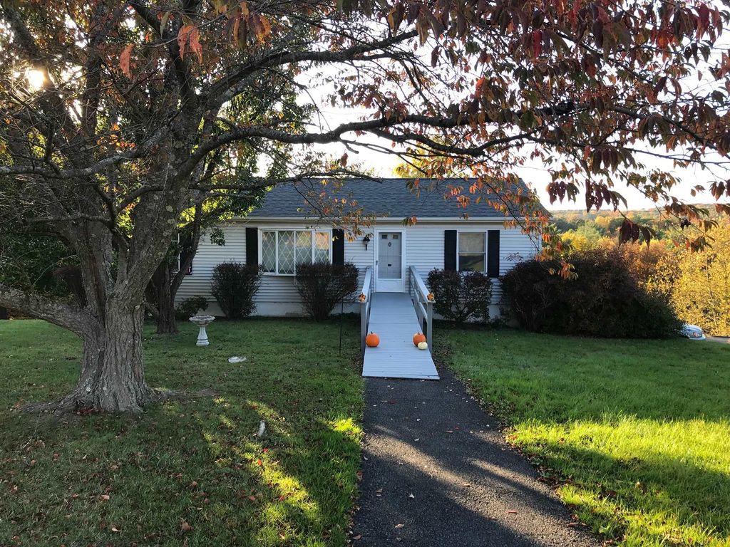 345 Mountain View Rd, Freehold, NY 3 Bed, 2 Bath Trulia