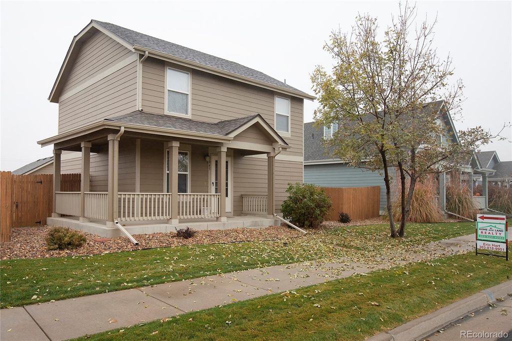 3045 Quarterland St, Strasburg, CO 80136