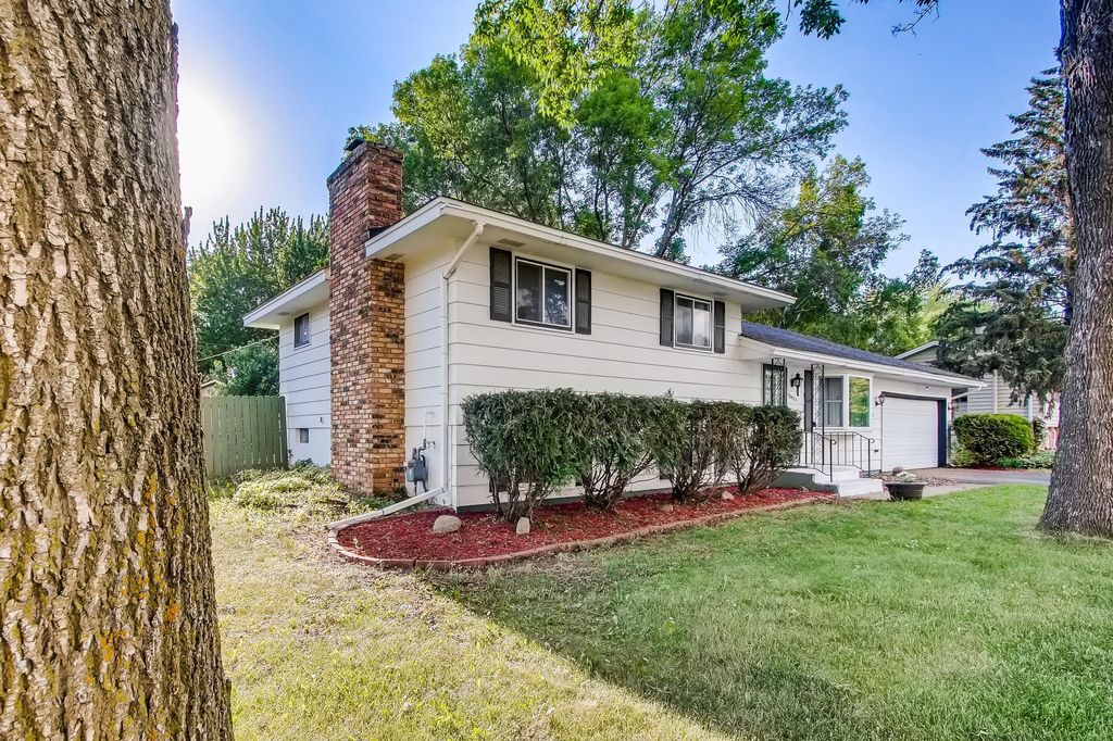 10933 Jefferson Cir N, Champlin, MN 55316 Trulia