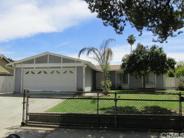 7240 Fiesta Ave, Riverside, CA 92504