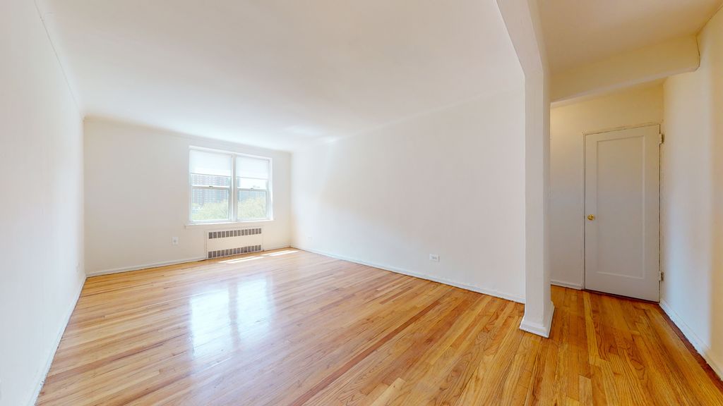 49NixonCt#1K,Brooklyn,NY11223