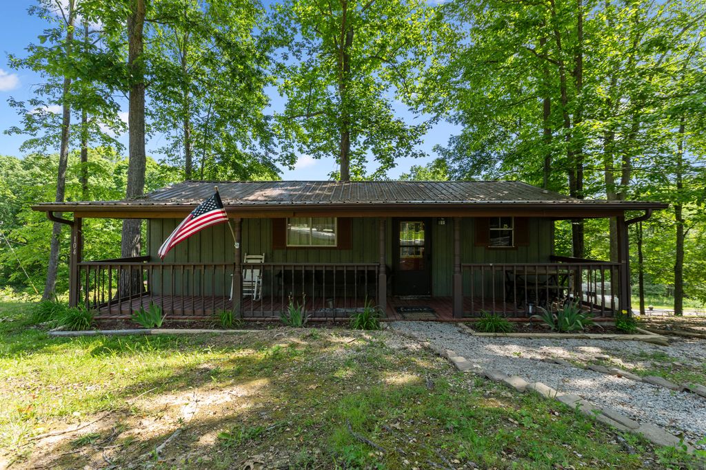 104 Heather Ln, Wellington, KY 40387