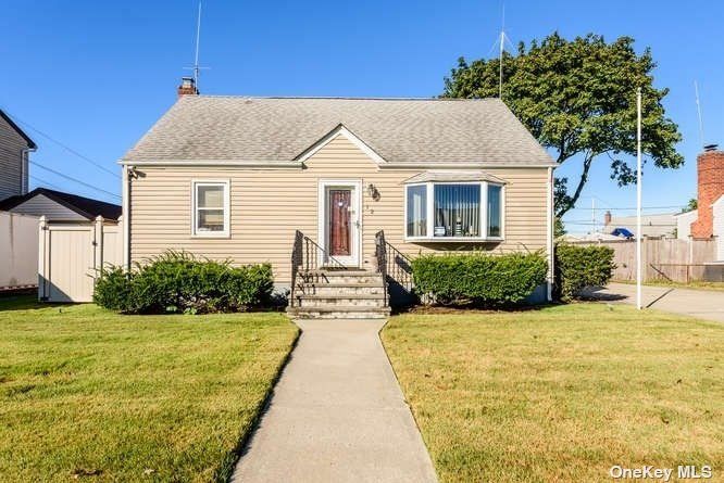 12 Garden Boulevard, Hicksville, NY 11801 | Trulia