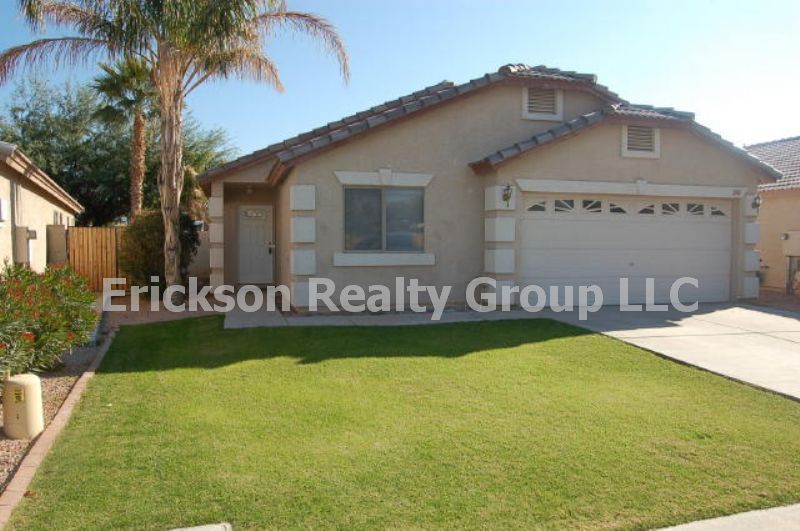 297 N Abalone Dr, Gilbert, AZ 85233