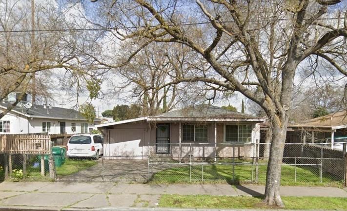 1213 E Anderson St, Stockton, CA 95205