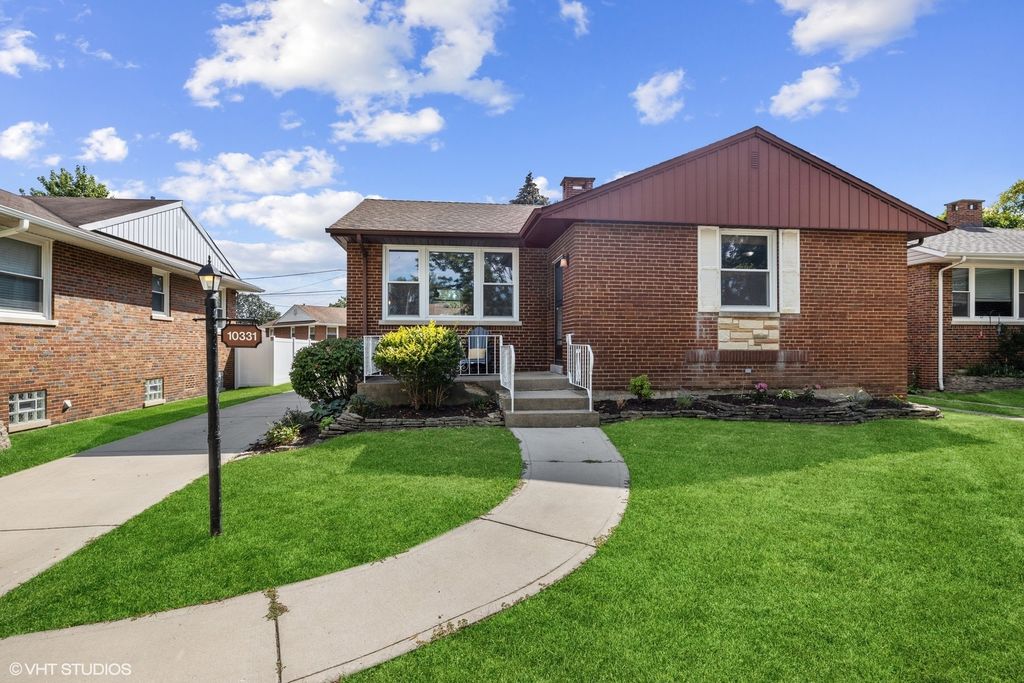 10331 Bond St, Westchester, IL 60154