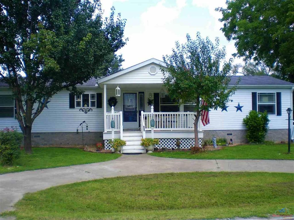 302 E 4th St, Lowry City, MO 64763 Trulia