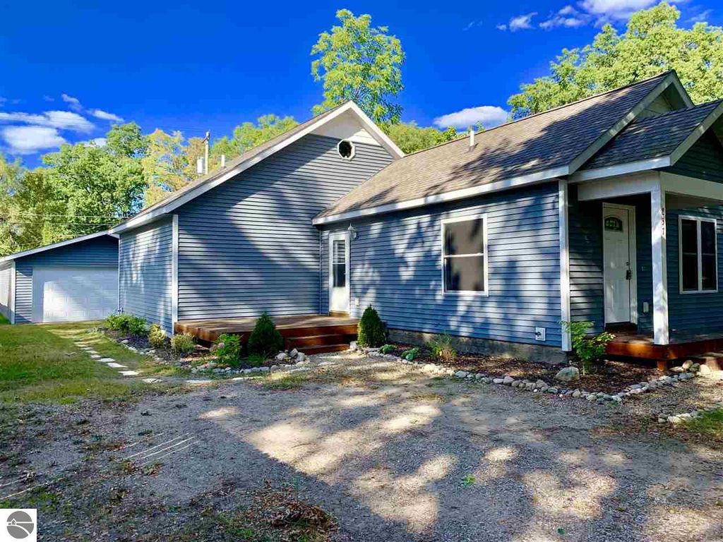 837 Hannah Ave, Traverse City, MI 49686 Trulia