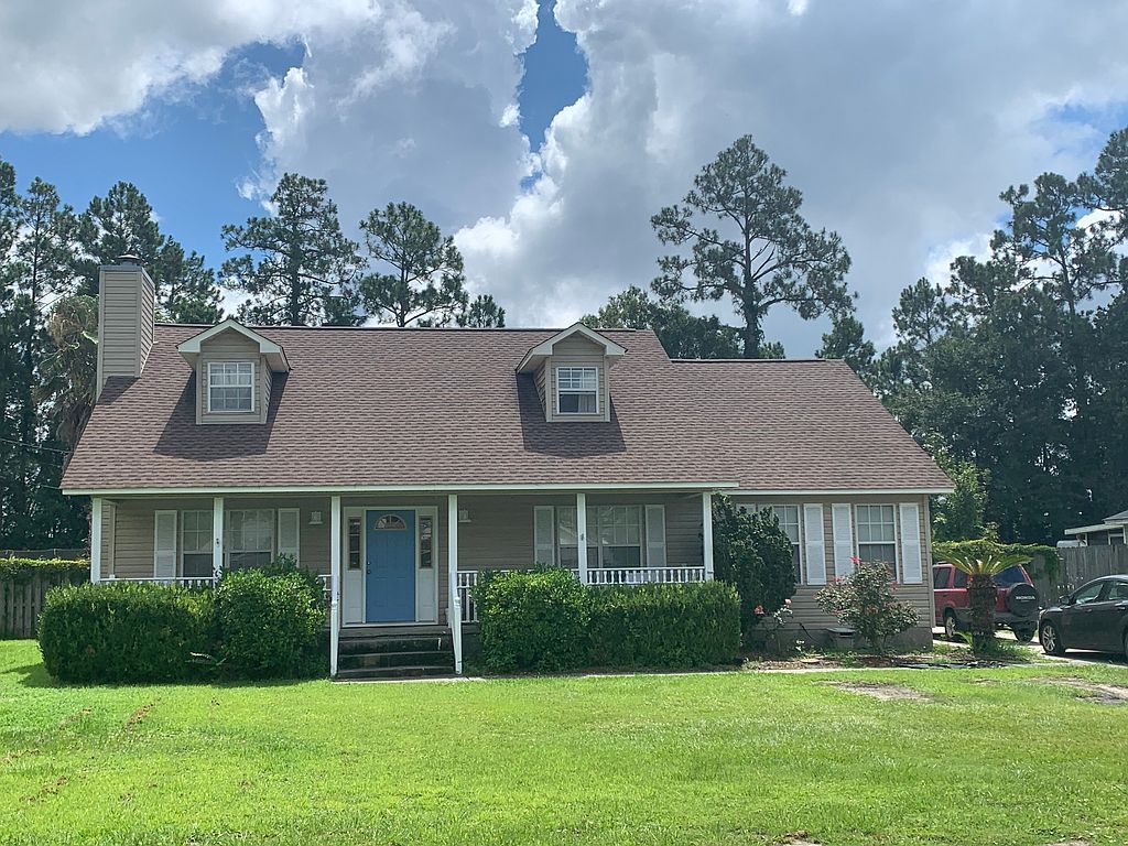 110 Timber Ridge Dr, Brunswick, GA 31525