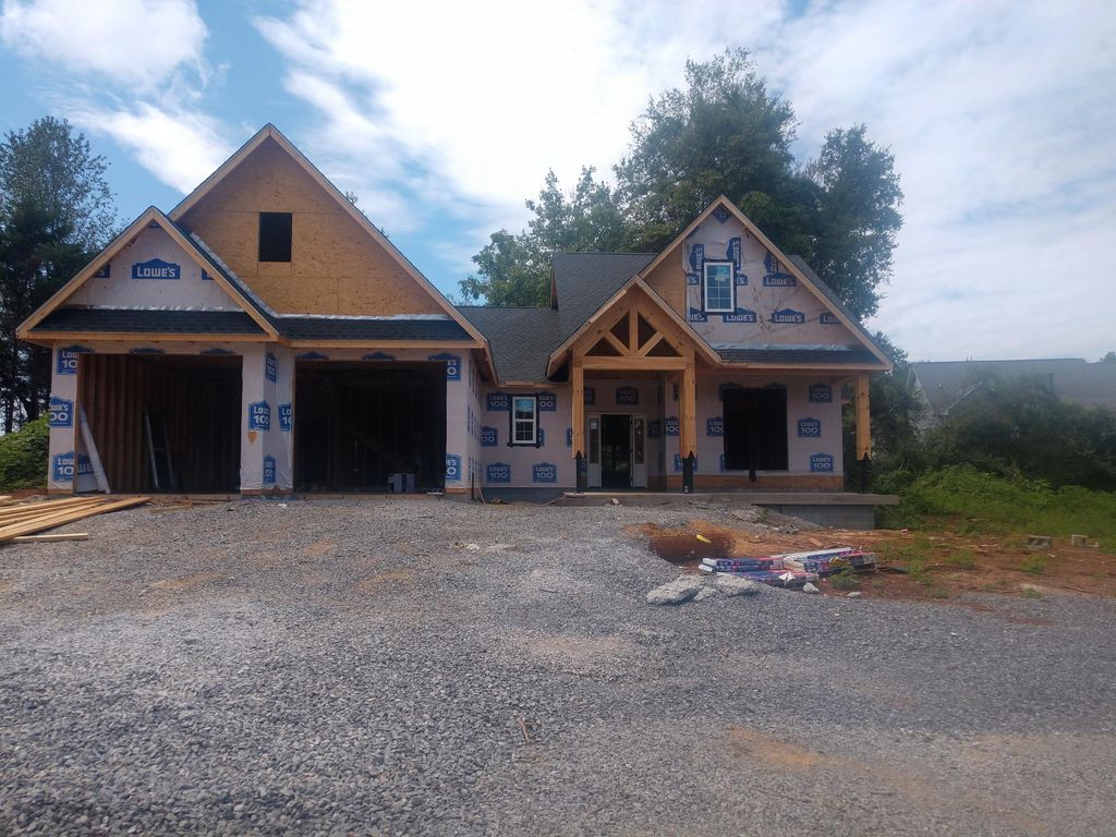 401 Cheeyo Pl, Tellico Plns, TN 37774