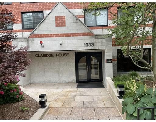 1933 Commonwealth Ave #411, Brighton, MA 02135