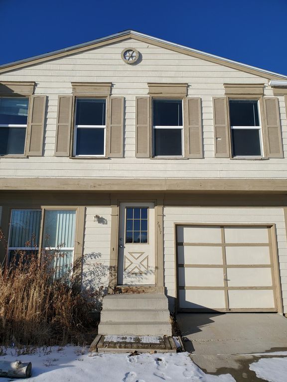 2017 Kennedy Ave, Rock Springs, WY 82901