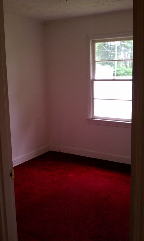 1703 Martin Luther King Jr Dr, Lumberton, NC - 3 Bed, 2 Bath Single