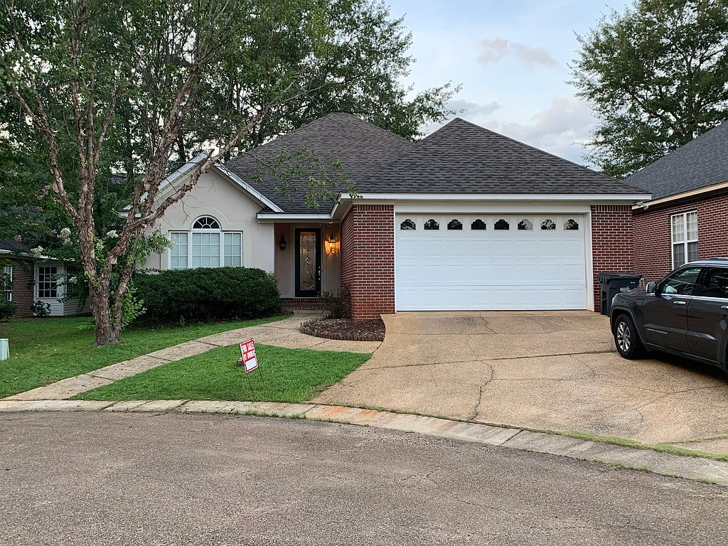 379 N Point Dr, Meridian, MS 39305 3 Bed, 2 Bath Single 379 N Point Dr, Meridian, MS 39305 3 Bed, 2 Bath Single