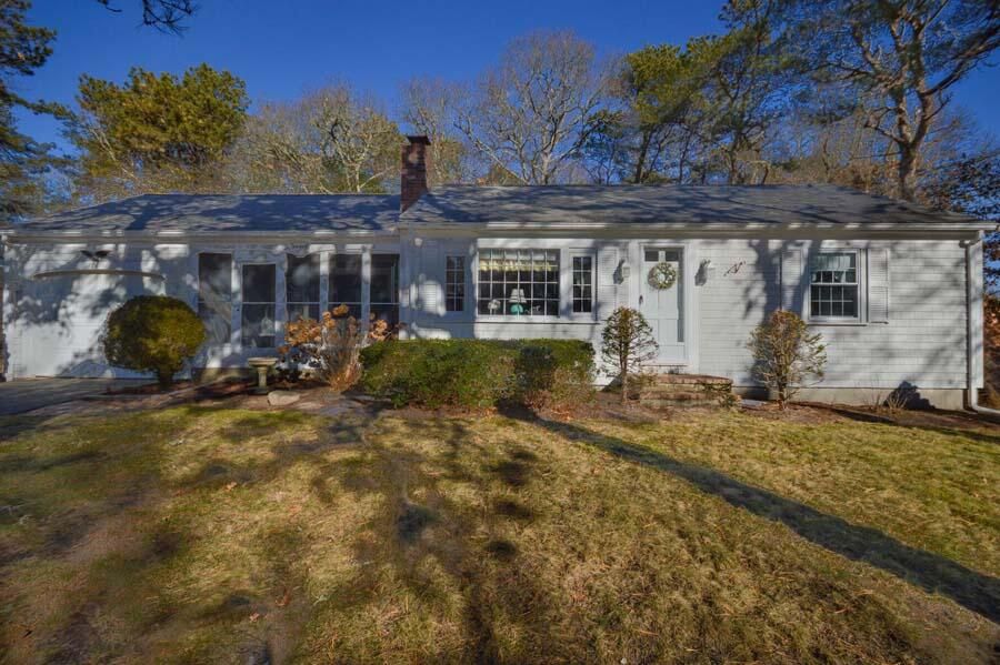 76 Beverly Road, West Yarmouth, MA 02673